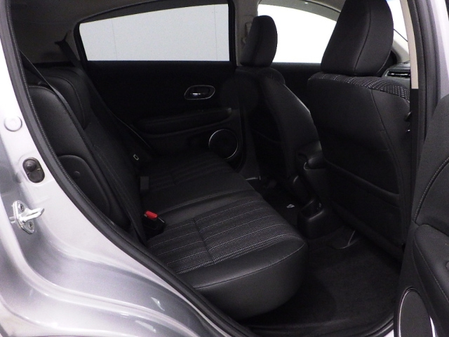 HONDA VEZEL 2016