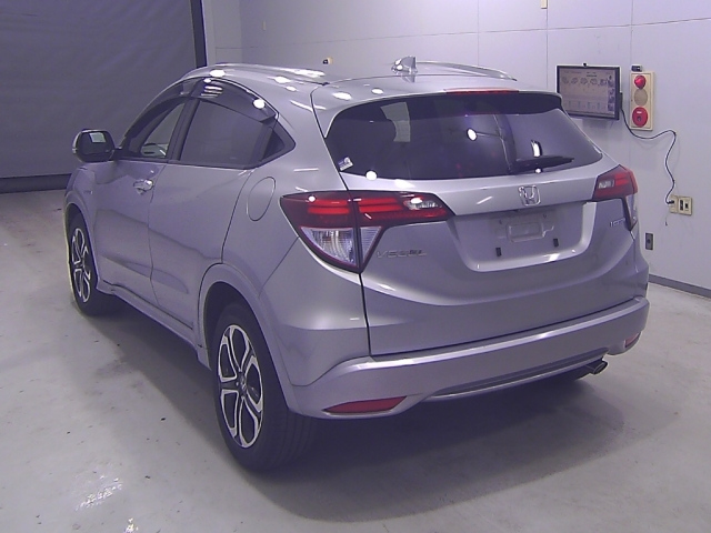 HONDA VEZEL 2016