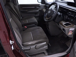 HONDA STEP WAGON 2016