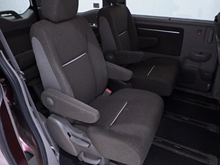 HONDA STEP WAGON 2016