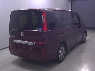 HONDA STEP WAGON 2016