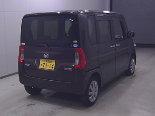 DAIHATSU TANTO 2014