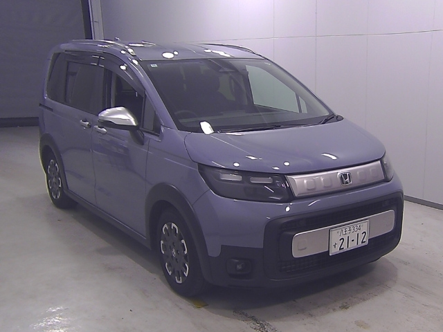 HONDA FREED 2024