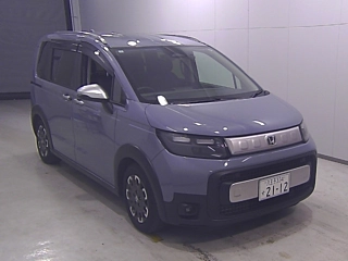 HONDA FREED 2024