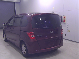HONDA FREED 2010
