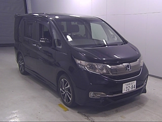HONDA STEP WAGON 2017