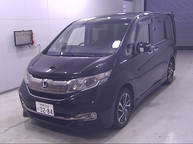 HONDA STEP WAGON 2017