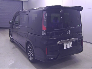 HONDA STEP WAGON 2017