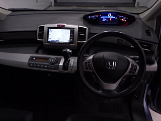 HONDA FREED 2012