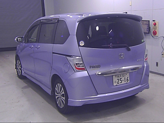 HONDA FREED 2012