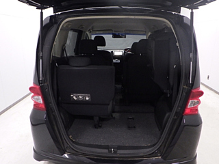 HONDA FREED 2010