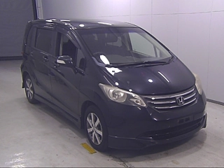 HONDA FREED 2010