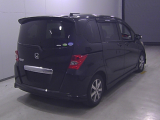 HONDA FREED 2010