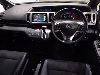 HONDA STEP WAGON 2012