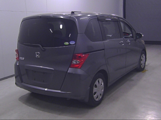 HONDA FREED 2010