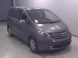 HONDA FREED 2010