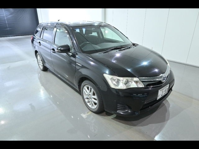 TOYOTA COROLLA FIELDER 2014