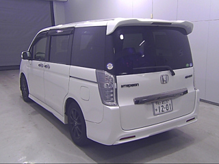 HONDA STEP WAGON 2014
