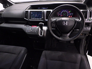 HONDA STEP WAGON 2010