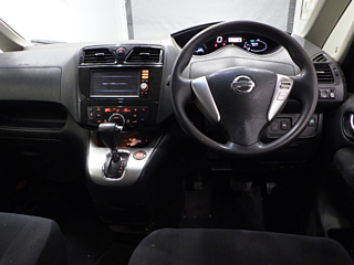 NISSAN SERENA 2014