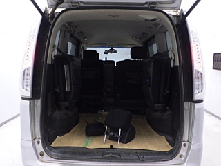 NISSAN SERENA 2014