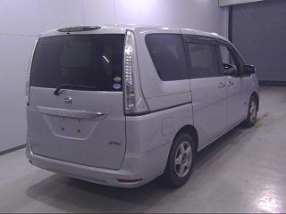 NISSAN SERENA 2014