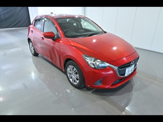 MAZDA DEMIO 2017