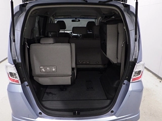 HONDA FREED 2012