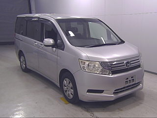 HONDA STEP WAGON 2010
