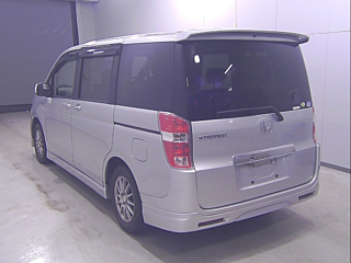 HONDA STEP WAGON 2010