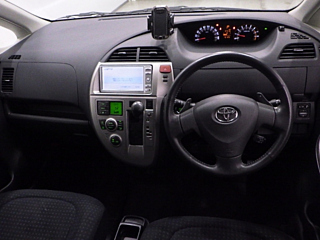 TOYOTA RACTIS 2010