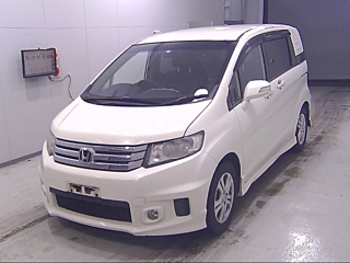 HONDA FREED 2012