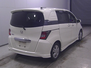 HONDA FREED 2012