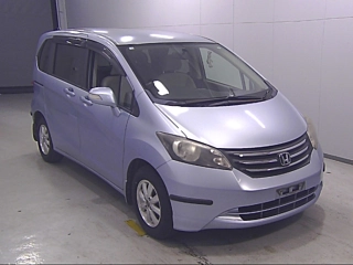 HONDA FREED 2010