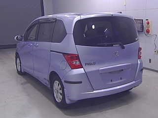 HONDA FREED 2010