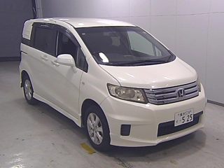 HONDA FREED 2011