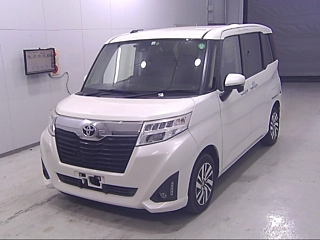 TOYOTA ROOMY 2017