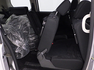 NISSAN SERENA 2014