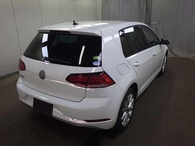 VOLKSWAGEN GOLF 2018