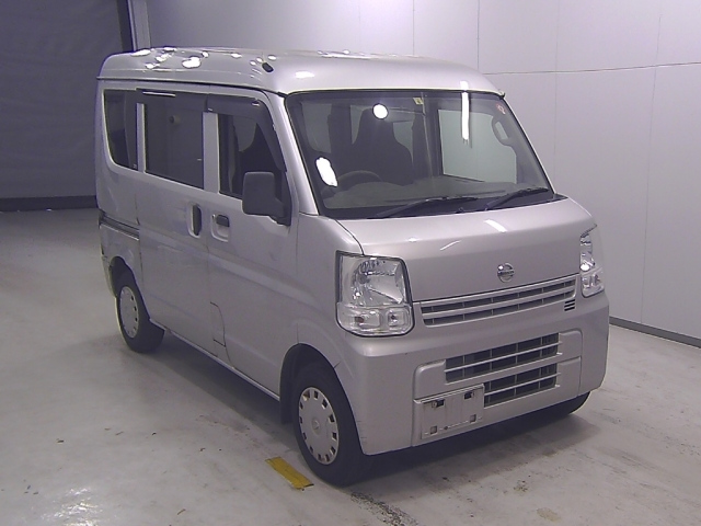 NISSAN CLIPPER VAN 2015