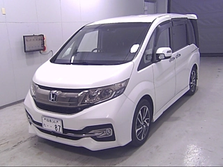 HONDA STEP WAGON 2015