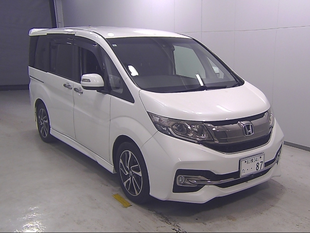 HONDA STEP WAGON 2015