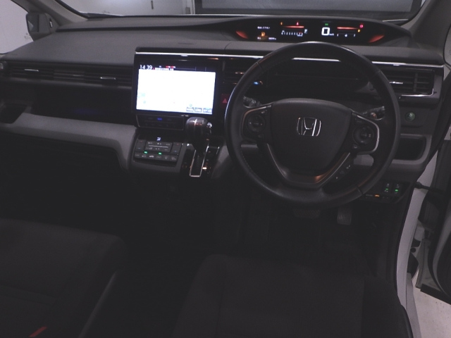 HONDA STEP WAGON 2022