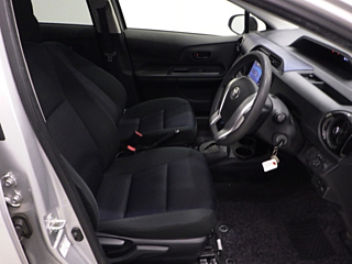 TOYOTA AQUA 2016