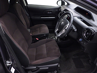 TOYOTA AQUA 2015