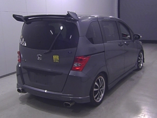 HONDA FREED 2010