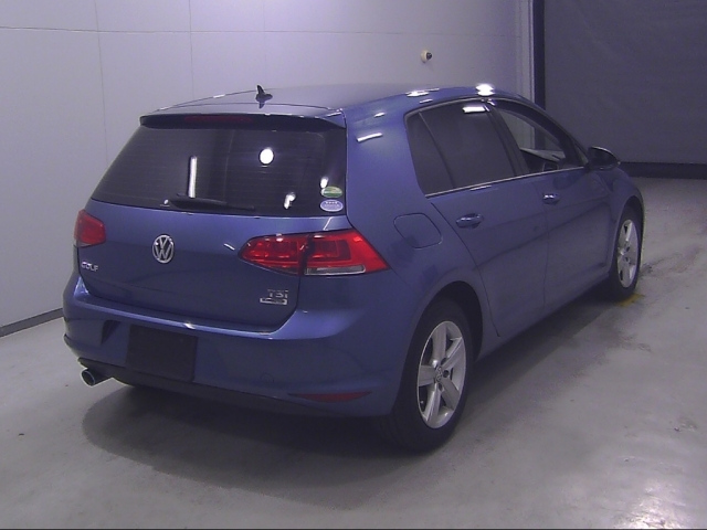 VOLKSWAGEN GOLF 2015