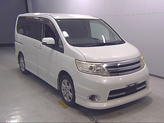 NISSAN SERENA 2010