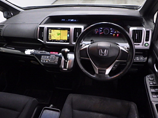 HONDA STEP WAGON 2012