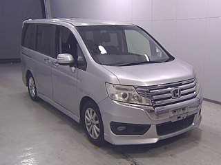 HONDA STEP WAGON 2012